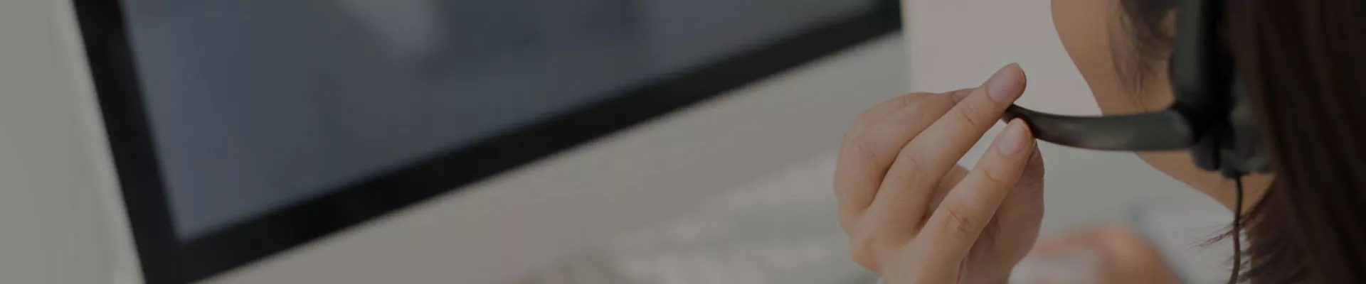 Skontaktuj się z nami